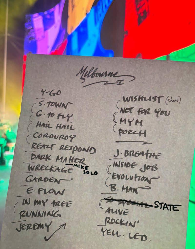 Melbourne 11/16/2024 Bootleg CD | Ten Club LLC