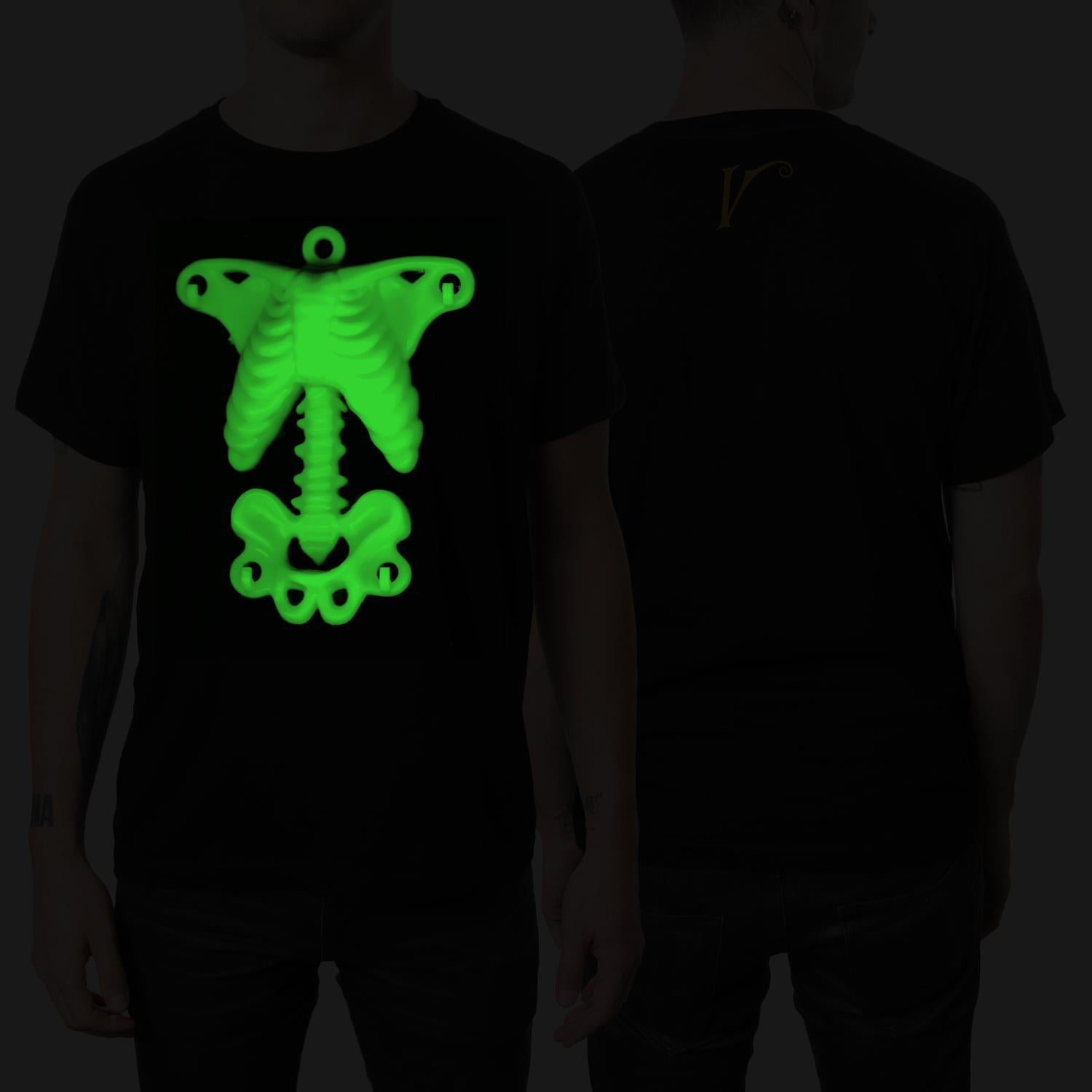 Image: https://shop.pearljam.com/cdn/shop/files/7f5803b3e5c7bf4e9ca1da63464c70fb.jpg?v=1731700105&width=1500